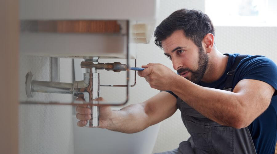 Local tankless water heater installation in Redfield, SD